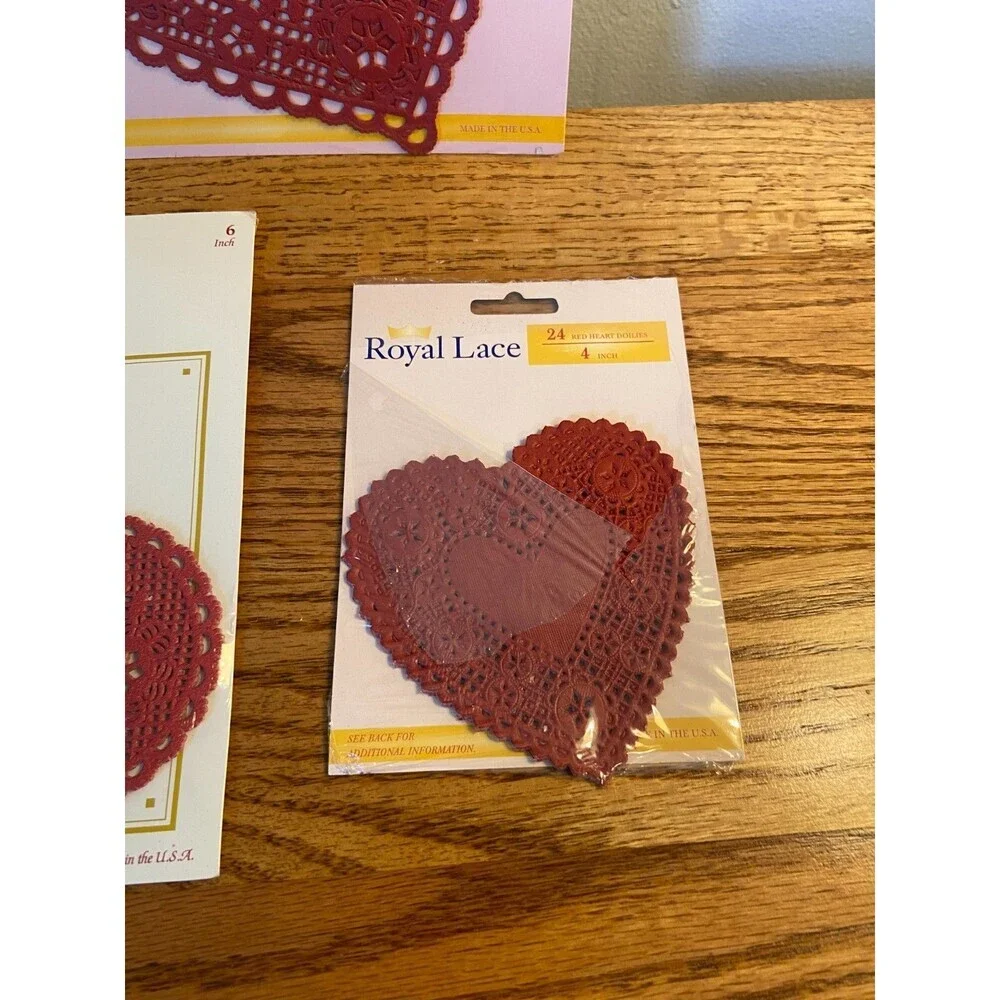 VTG Royal Lace Heart Shaped Valentine Paper Doilies Red NEW 6 4 8 inch Valentine